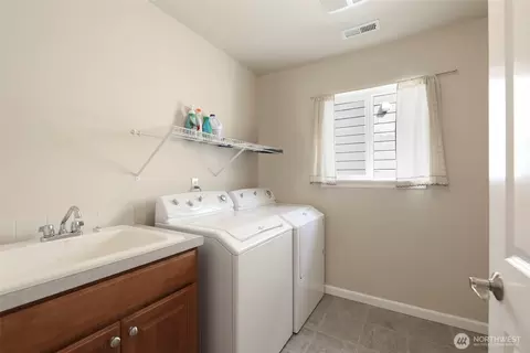 15707 36th Dr SE, Bothell, WA 98012 photo 24