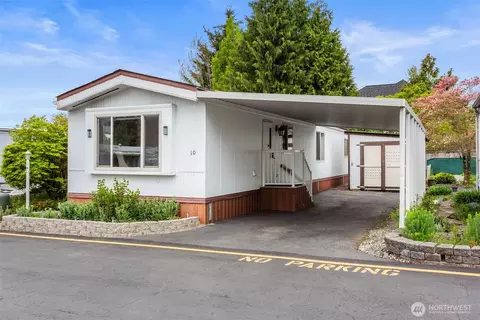 3832 164th St SW #10, Lynnwood, WA 98087