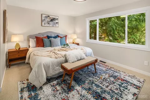 Bedroom - 16914 28th Dr SE, Bothell, WA 98012 photo 1 of 5