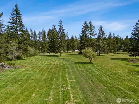 1982 W Ford Loop Rd, Elma, WA 98541