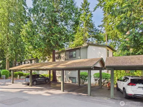 12721 NE 129th Ct #F103, Kirkland, WA 98034