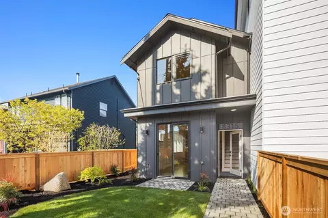 8315 Earl Ave NW, Seattle, WA 98117
