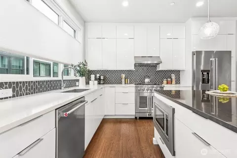 9620 Main St #B, Bothell, WA 98011 photo 9
