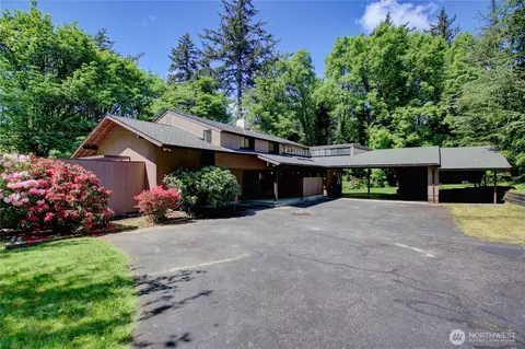 1515 S 10th St, Mount Vernon, WA 98274