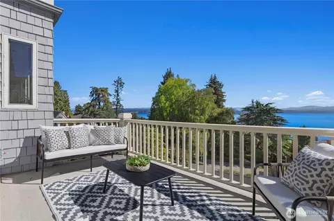640 Hillside Dr E, Seattle, WA 98112 photo 9