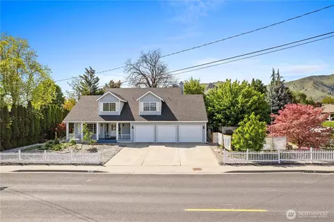 1613 Washington St, Wenatchee, WA 98801