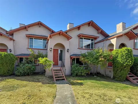 1212 E Craig Ave UNIT 2, Port Angeles, WA 98362