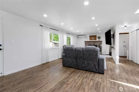Living - 8 304th Ave S, Roy, WA 98580 photo 3 of 3