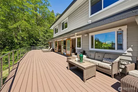 20809 Marine View Dr SW, Normandy Park, WA 98166