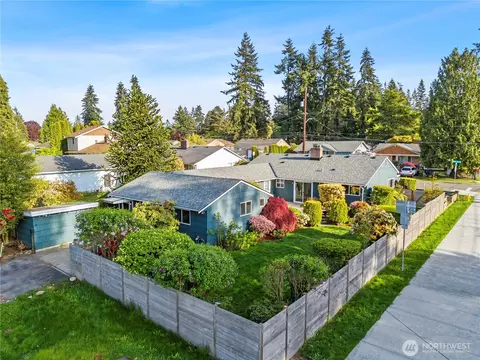 104 NE 194th St, Shoreline, WA 98155