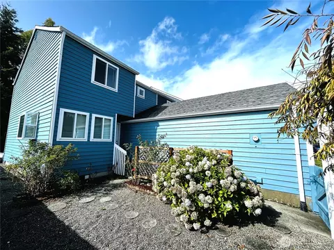 19573 2nd Ave NE, Poulsbo, WA 98370