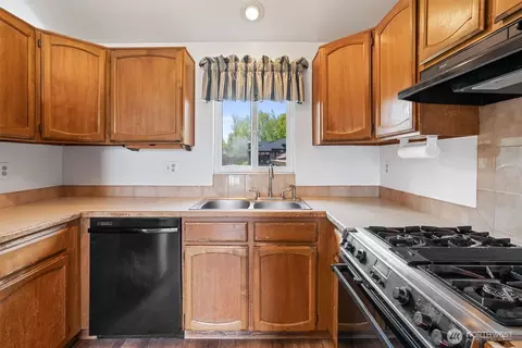 11307 E 11th Ave, Spokane Valley, WA 99206 photo 15