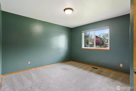 11307 E 11th Ave, Spokane Valley, WA 99206 photo 9