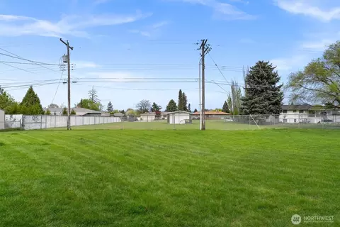 11307 E 11th Ave, Spokane Valley, WA 99206 photo 32