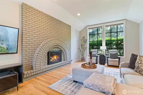 Living - 14415 26th Dr SE, Mill Creek, WA 98012 photo 4 of 5