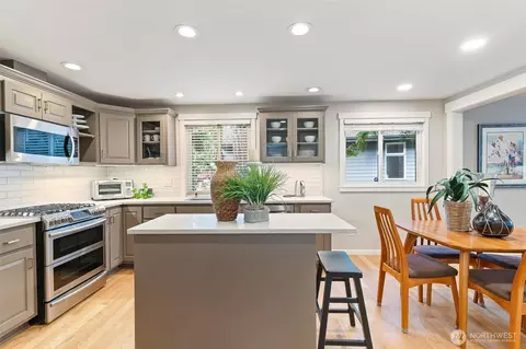 Kitchen - 14415 26th Dr SE, Mill Creek, WA 98012 photo 4 of 4