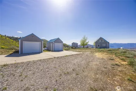 21 Thomas Dr, Orondo, WA 98843