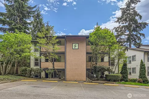 8615 238th St SW #F201, Edmonds, WA 98026