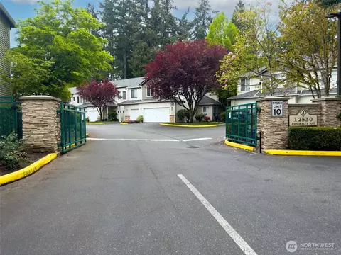 12530 Admiralty Way #I204, Everett, WA 98204