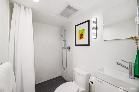 115 E Allison St, Seattle, WA 98102 photo 17