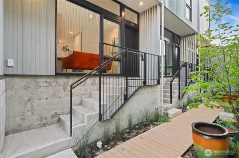 115 E Allison St, Seattle, WA 98102 photo 2