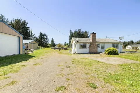 903 N Barr Rd, Port Angeles, WA 98362