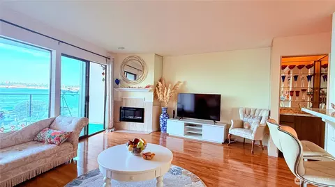 1221 Harbor Ave SW #305, Seattle, WA 98116