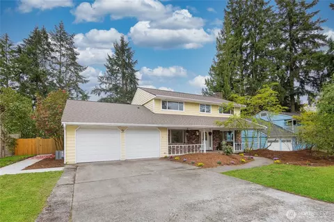 4917 125th Ave SE, Bellevue, WA 98006
