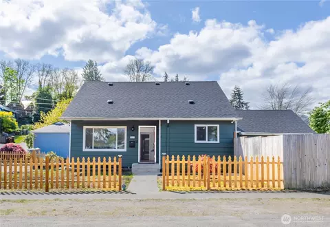 3852 S 34th St, Tacoma, WA 98409