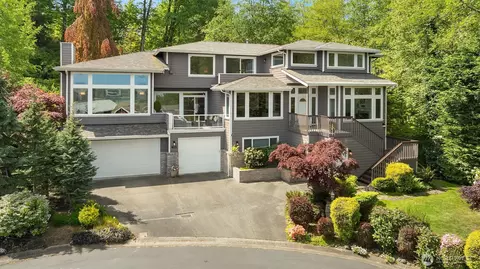 401 SW 295th Pl, Federal Way, WA 98023