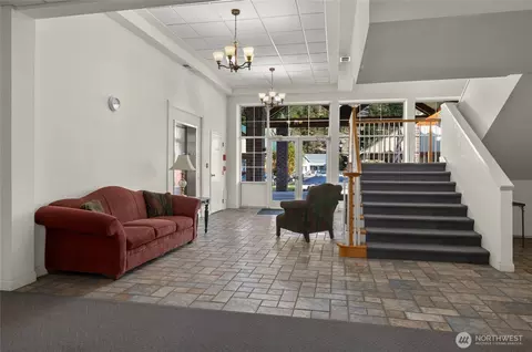 Entry Way - 202 E Third St #113, Cle Elum, WA 98922 photo 1 of 5
