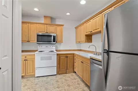 Kitchen - 202 E Third St #113, Cle Elum, WA 98922 photo 1 of 2