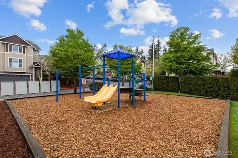 Exterior - 532 Pilchuck Path, Everett, WA 98201 photo 8 of 8