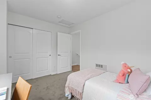Bedroom - 532 Pilchuck Path, Everett, WA 98201 photo 5 of 6