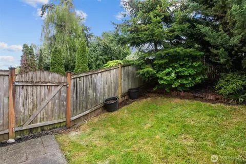Exterior - 532 Pilchuck Path, Everett, WA 98201 photo 6 of 8