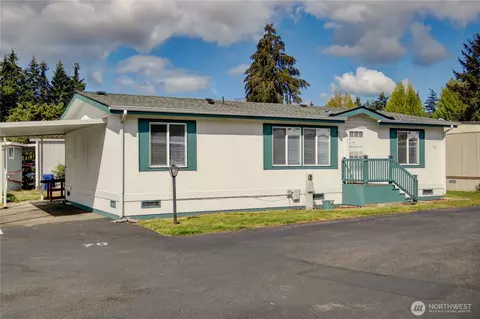11622 Silver Lake Rd #70, Everett, WA 98208