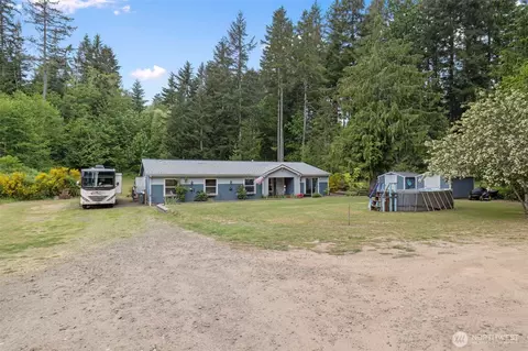 884 Cherub Pl E, Port Orchard, WA 98366