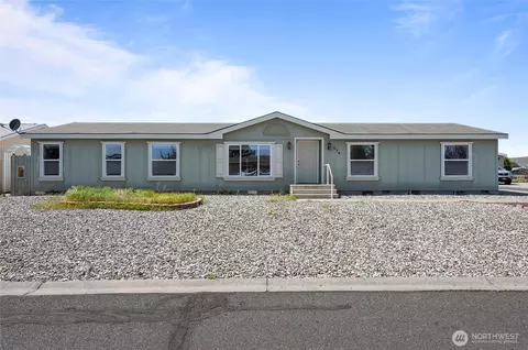 579 J St SE, Ephrata, WA 98823