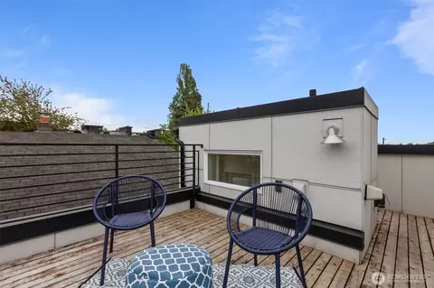 1507 E Spruce St, Seattle, WA 98122 photo 17