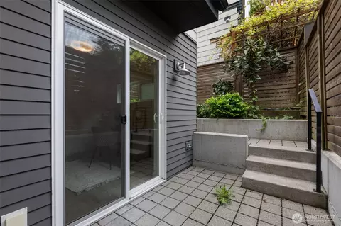 1507 E Spruce St, Seattle, WA 98122 photo 28
