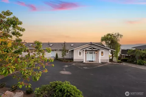 332 Priest Point Dr NW, Tulalip, WA 98270
