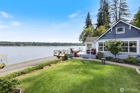 4815 Sunrise Beach Rd NW, Olympia, WA 98502