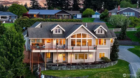 121 Underhill Rd, Bellingham, WA 98225