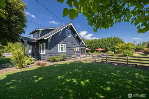 7650 4th St, Custer, WA 98240