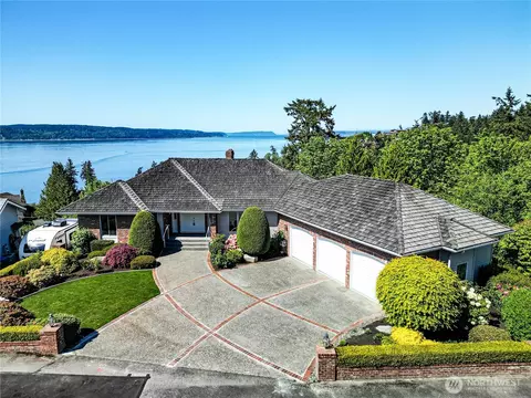 10006 64th Pl W, Mukilteo, WA 98275