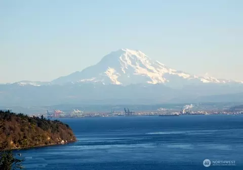 1319 Madrona Way NW, Gig Harbor, WA 98332