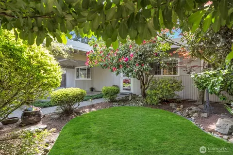 1619 164th Pl NE, Bellevue, WA 98008