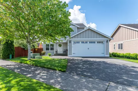 1630 Aaron Dr, Lynden, WA 98264