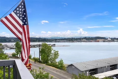 103 Rockwell St #C28, Port Orchard, WA 98366