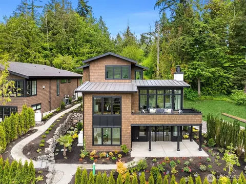 4815 Rosalind Rd NE, Bainbridge Island, WA 98110